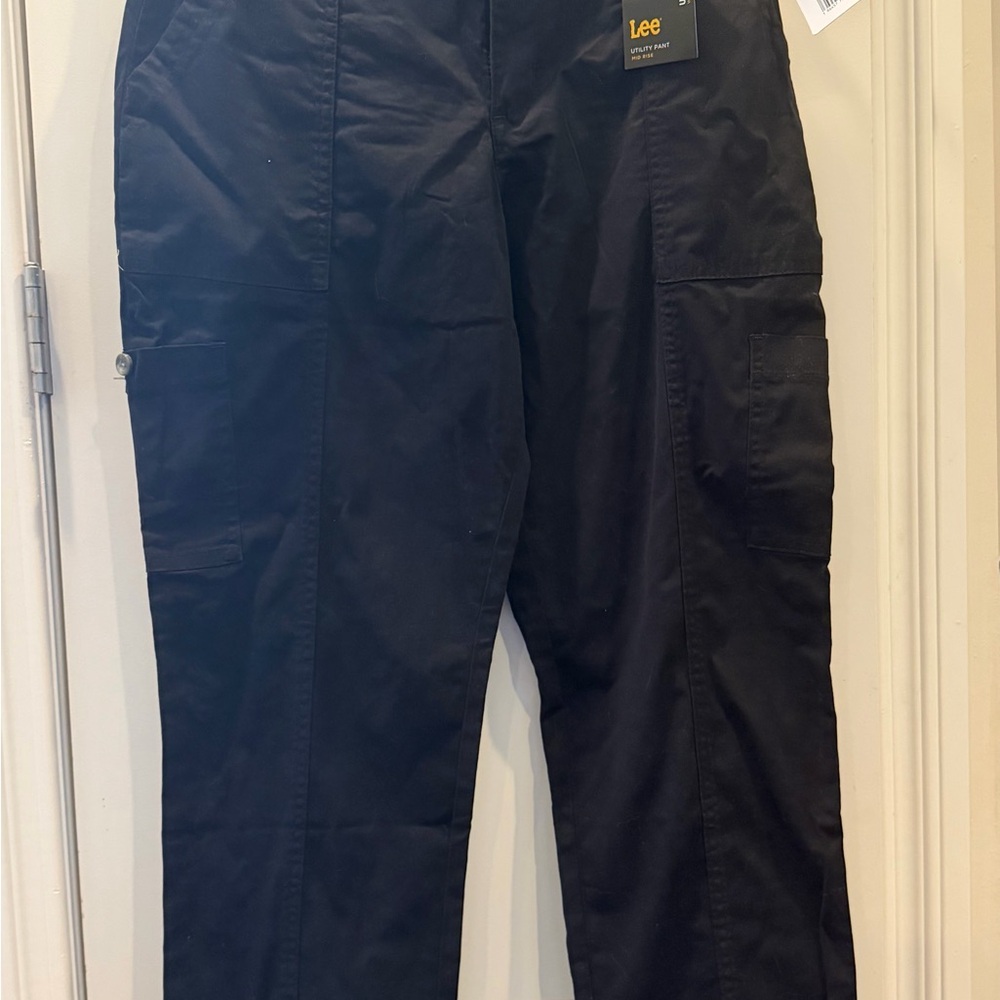Lee Ultra Lux Comfort With Flex to go Utility pant. Black. Size 12 NWT - Picture 3 of 4